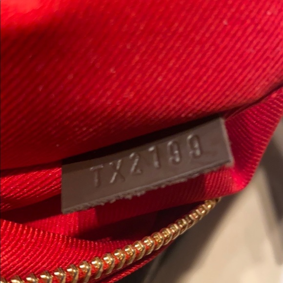 COPY - Louis Vitton - Picture 6 of 8